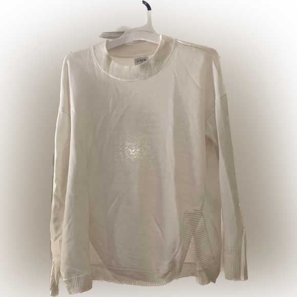 J. Crew Sweaters - J. Crew Linen-blend Curved-hem Cream Sweater - Size XS
